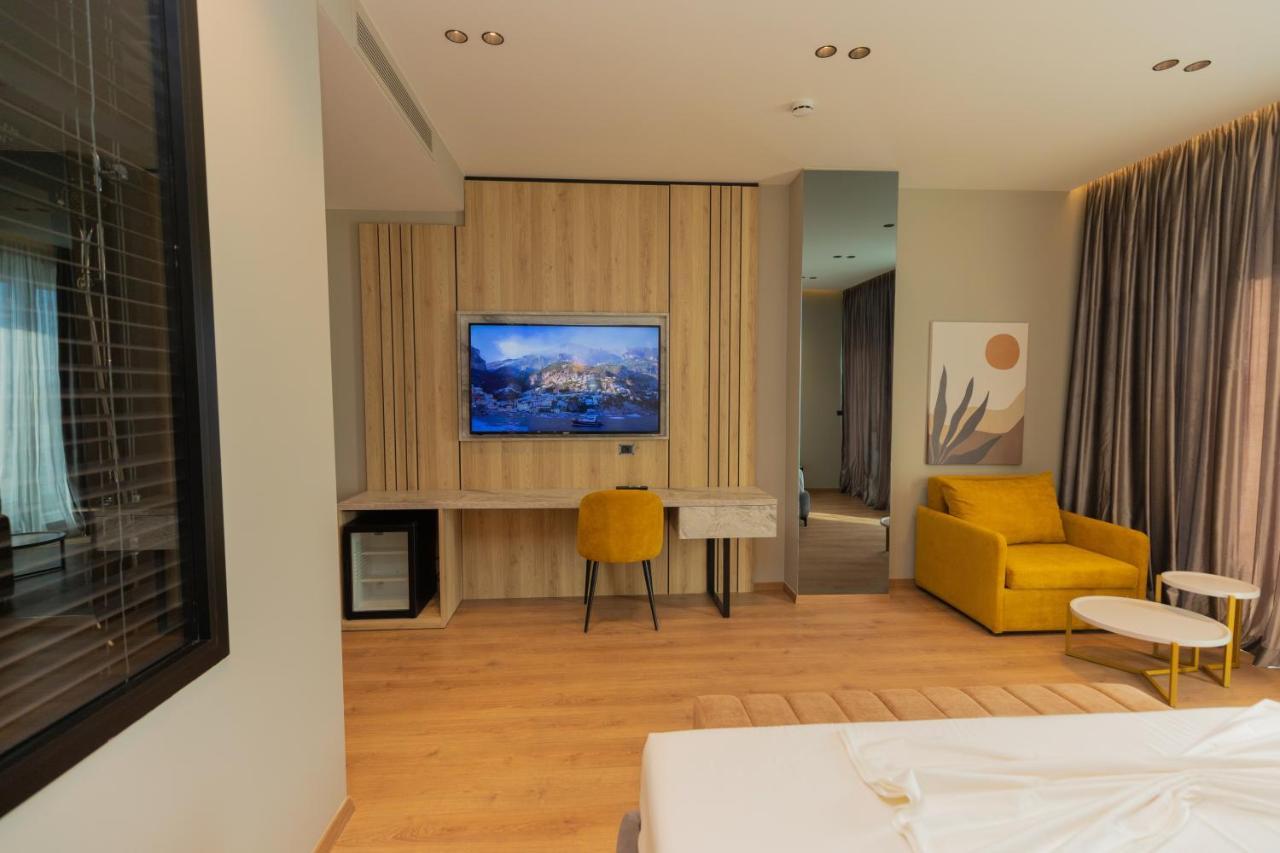 Esbjerg Hotel Vlore Bagian luar foto