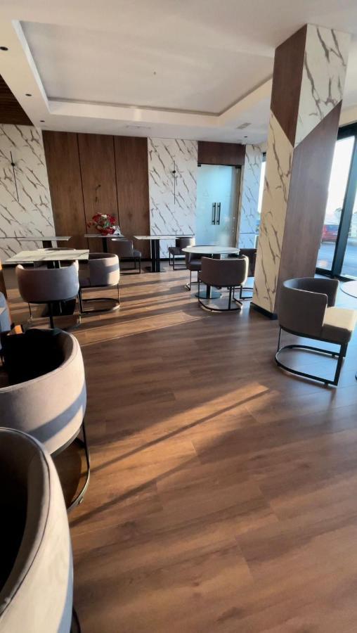 Esbjerg Hotel Vlore Bagian luar foto