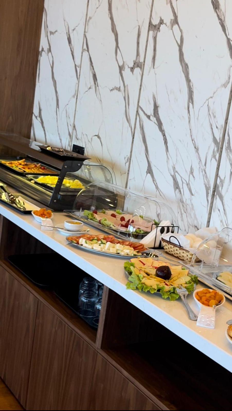 Esbjerg Hotel Vlore Bagian luar foto